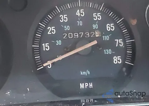 1993 Jeep Cherokee from USA, damaged, VIN 1J4FJ28S3PL538607